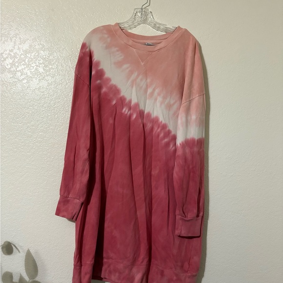 Old Navy Pink Sweatshirt - Picture 1 of 3